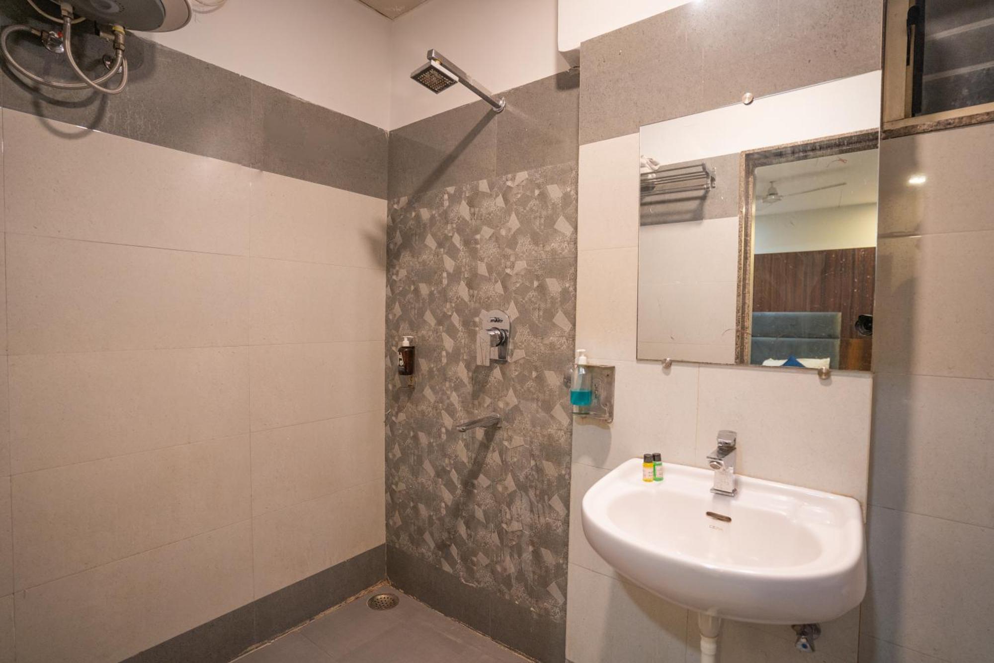 Hotel Naman ウダイプル エクステリア 写真